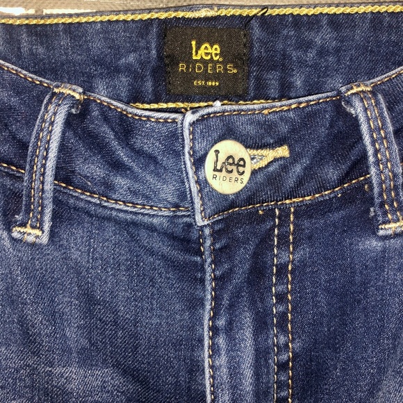 Lee Riders Jeans 💙 - Picture 5 of 14
